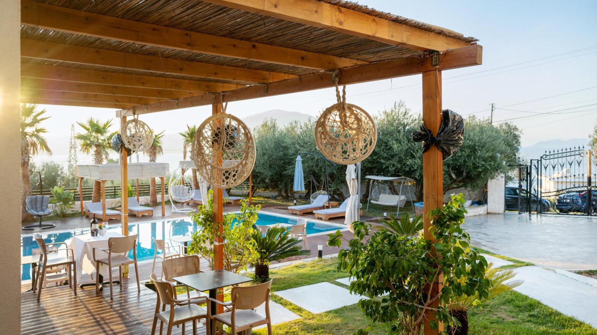 Sea Queen Luxury Hotel Radhimë Exterior foto